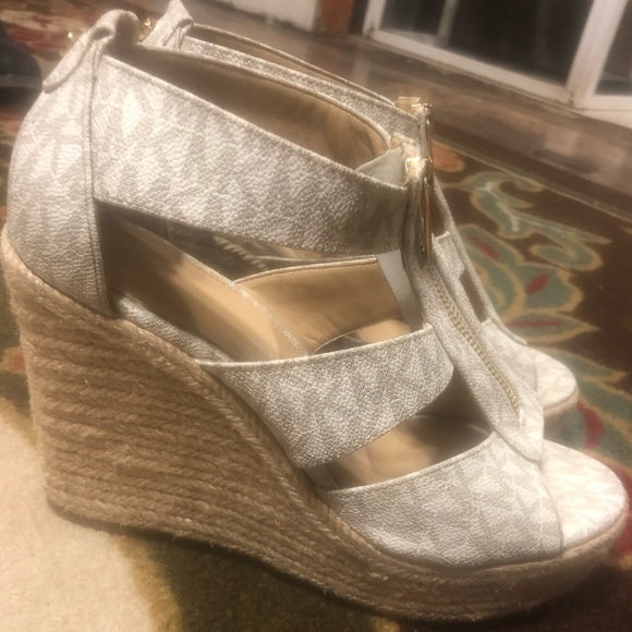 Michael Kors Wedges - Picture 2 of 4